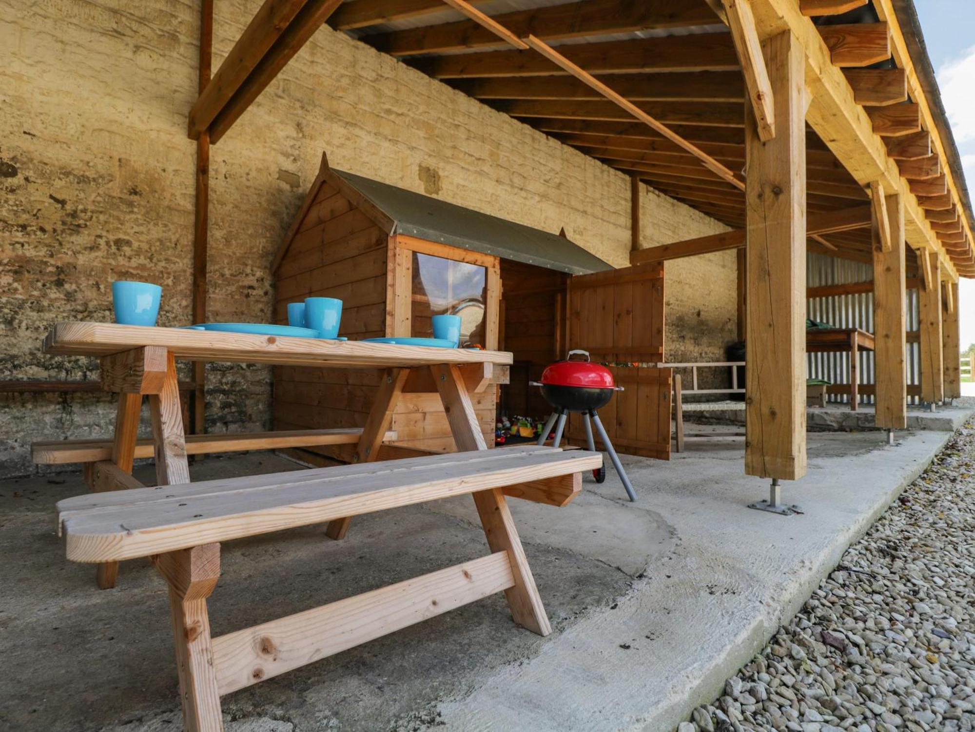 ウィットニー The Old Barnヴィラ エクステリア 写真
